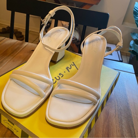 Circus NY by Sam Edelman - Hartlie Bright White Heel - Picture 3 of 5